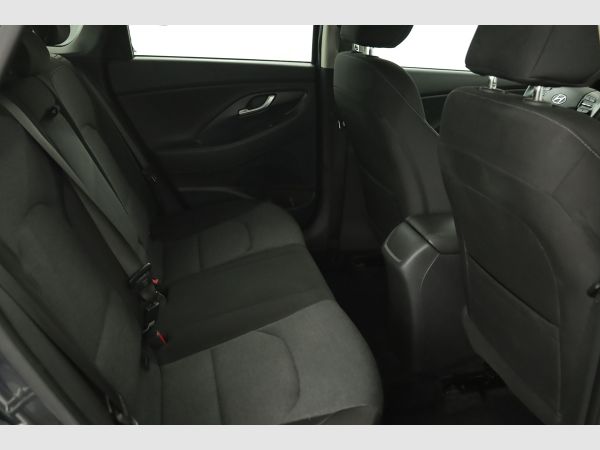 hyundai-i30-2024-gasolina-998cc
