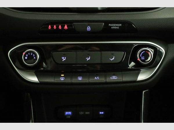 hyundai-i30-2024-gasolina-998cc