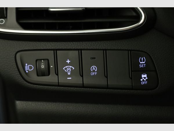 hyundai-i30-2024-gasolina-998cc