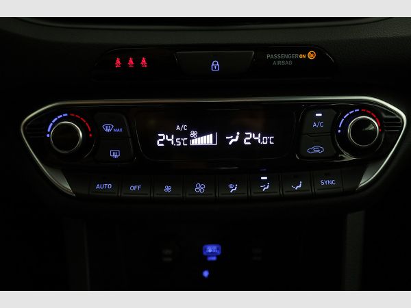 hyundai-i30-2024-gasolina-998cc