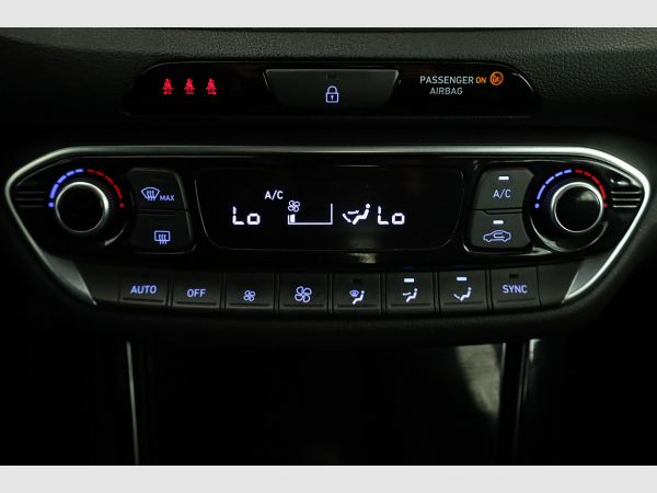 hyundai-i30-2024-gasolina-998cc