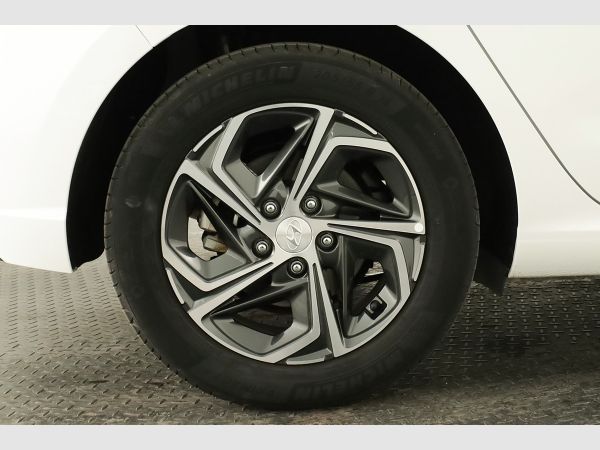 hyundai-i30-2024-gasolina-998cc
