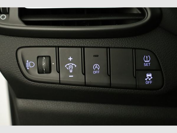 hyundai-i30-2024-gasolina-998cc