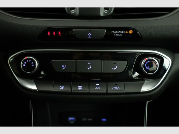 hyundai-i30-2024-gasolina-998cc