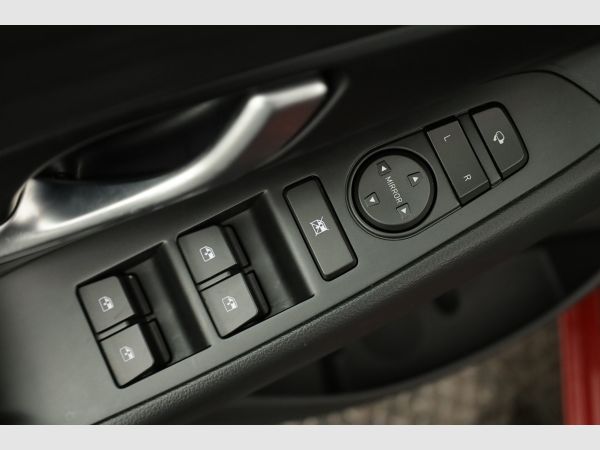 hyundai-i30-2024-gasolina-998cc