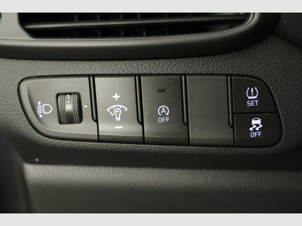 hyundai-i30-2024-gasolina-998cc