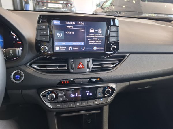 hyundai-i30-2023-gasolina-998cc