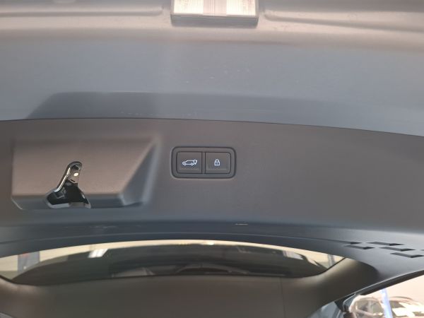 hyundai-santa-fe-2024-gasolina-1598cc