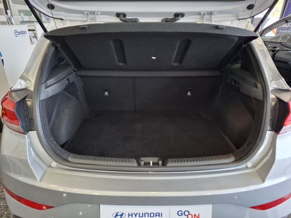 hyundai-i30-2023-gasolina-998cc