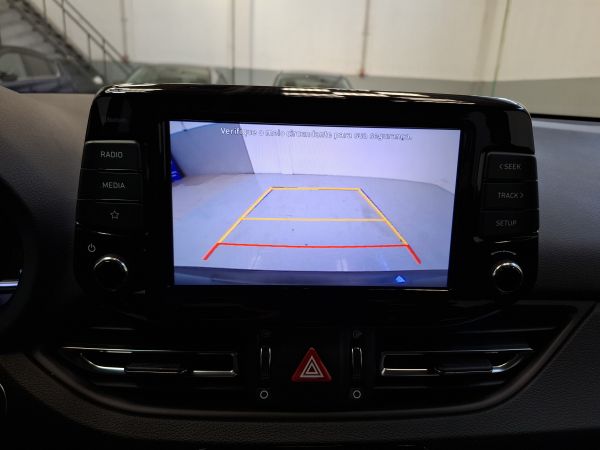 hyundai-i30-2023-gasolina-998cc