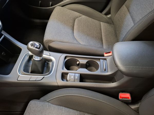 hyundai-i30-2023-gasolina-998cc