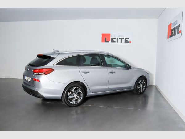 hyundai-i30-2021-gasolina-998cc