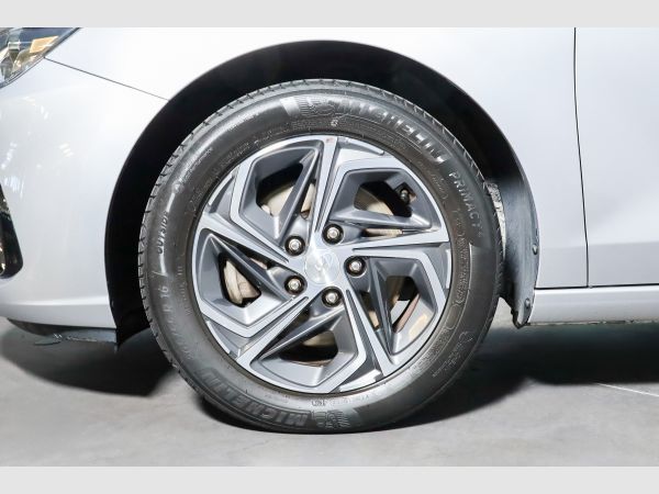 hyundai-i30-2021-gasolina-998cc
