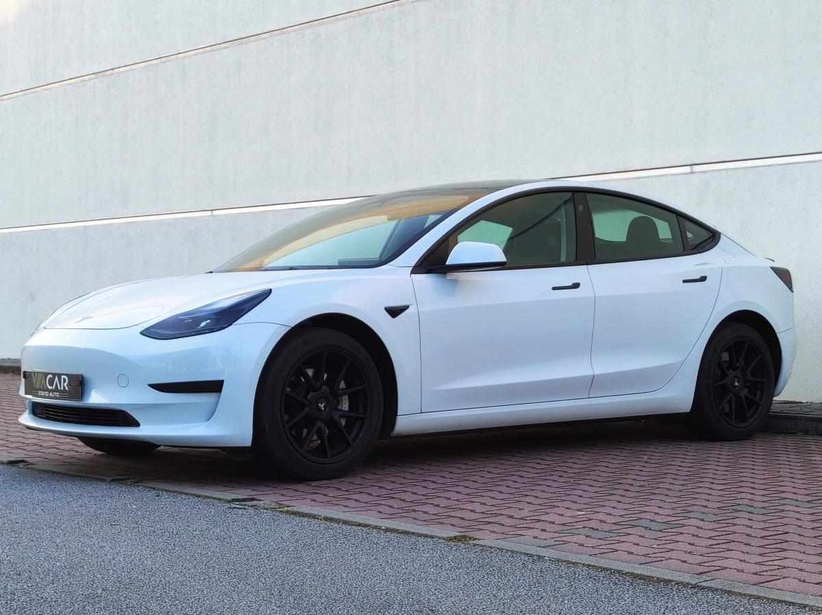 tesla-model-3-standard-range-2023-eletrico
