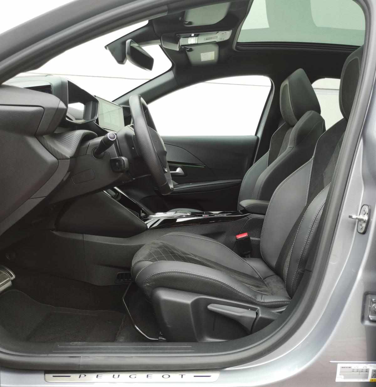peugeot-e-208-ev-50-kwh-2022-eletrico