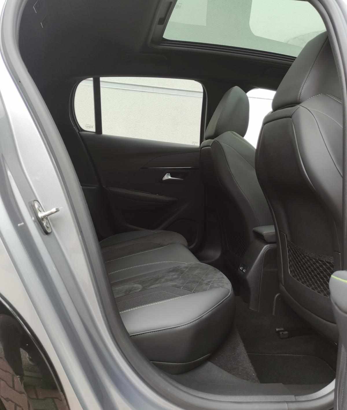 peugeot-e-208-ev-50-kwh-2022-eletrico