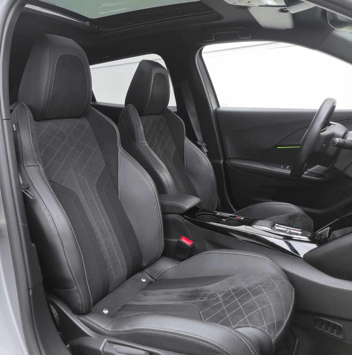 peugeot-e-2008-gt-ev-50kwh-2022-eletrico