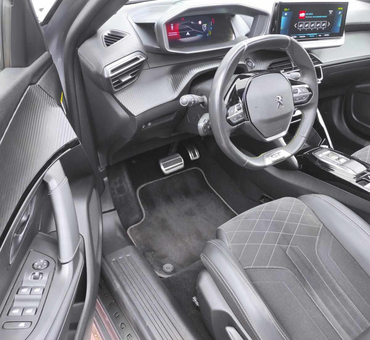 peugeot-e-2008-gt-ev-50kwh-2022-eletrico