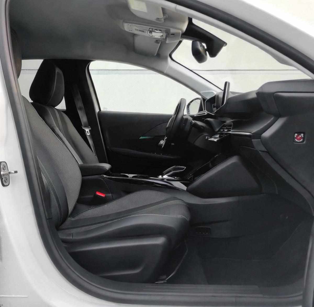 peugeot-e-208-ev-50-kwh-2020-eletrico