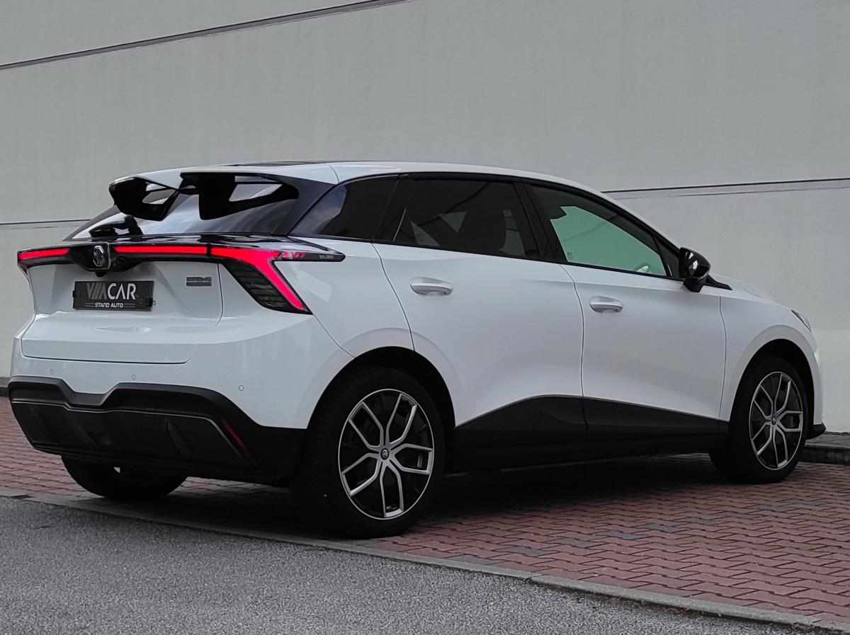mg-mg4-77-kwh-extended-range-2024-eletrico