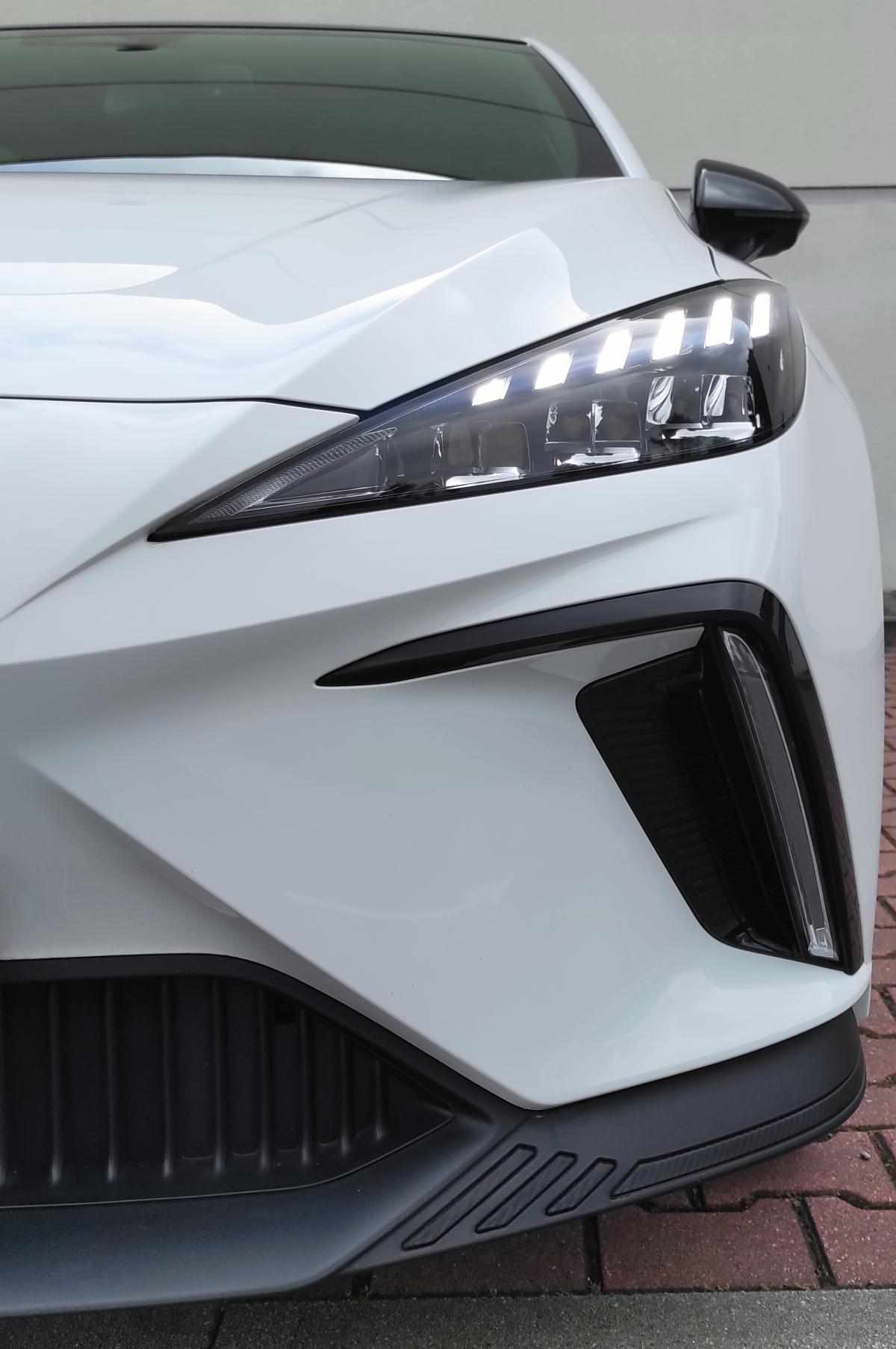 mg-mg4-77-kwh-extended-range-2024-eletrico