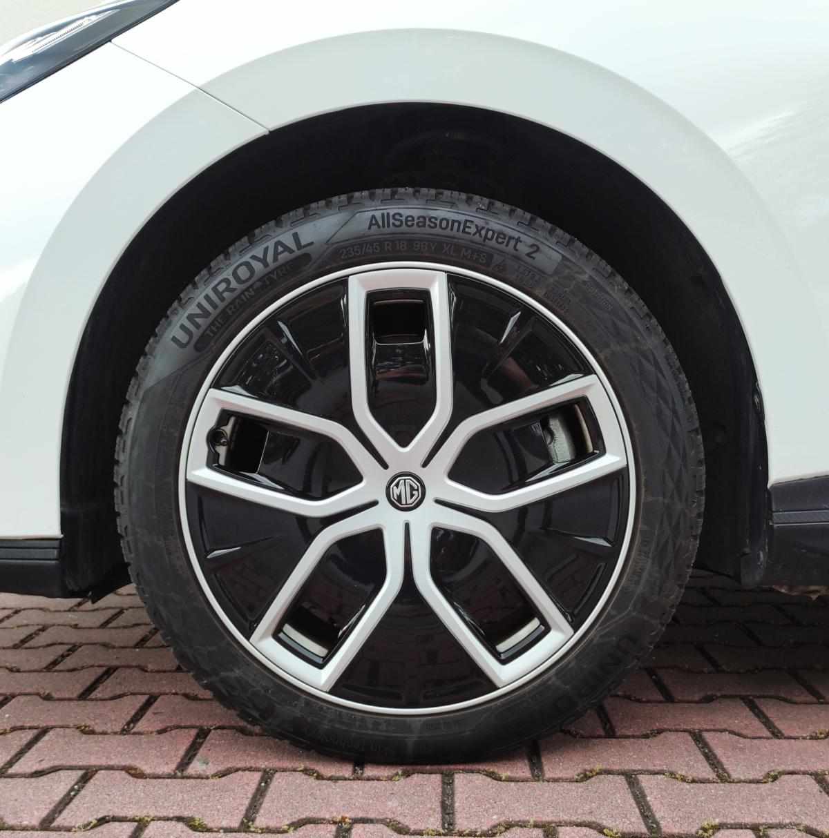 mg-mg4-77-kwh-extended-range-2024-eletrico