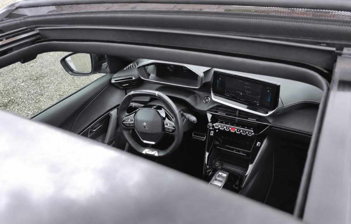 peugeot-e-2008-gt-ev-50kwh-2022-eletrico