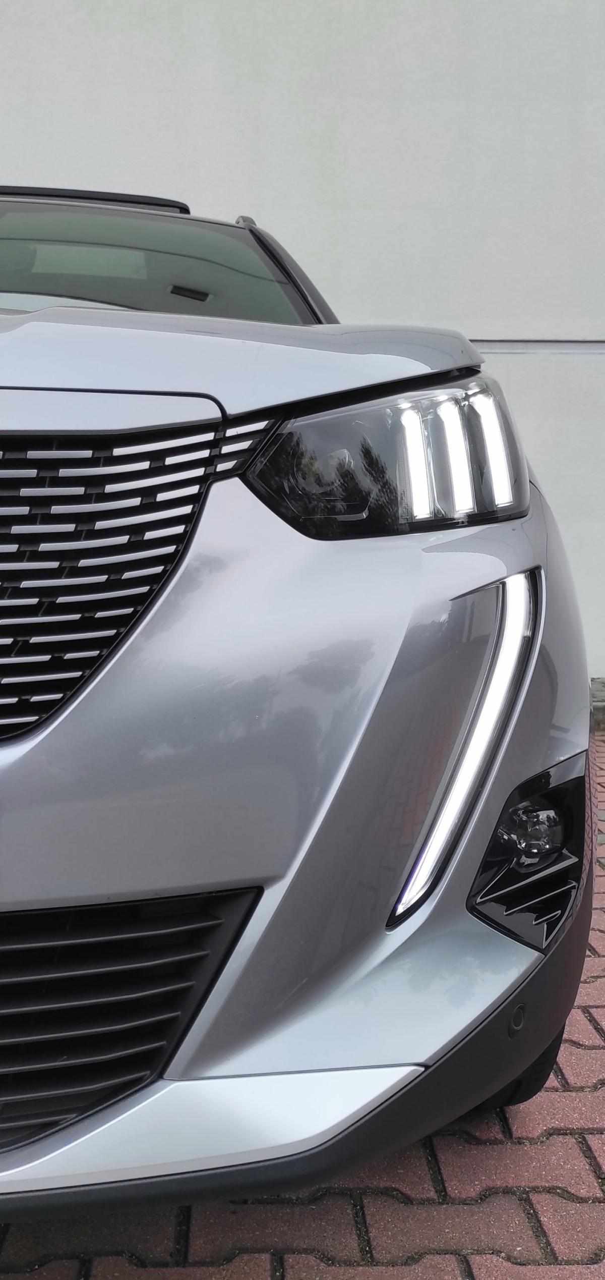 peugeot-e-2008-gt-ev-50kwh-2022-eletrico
