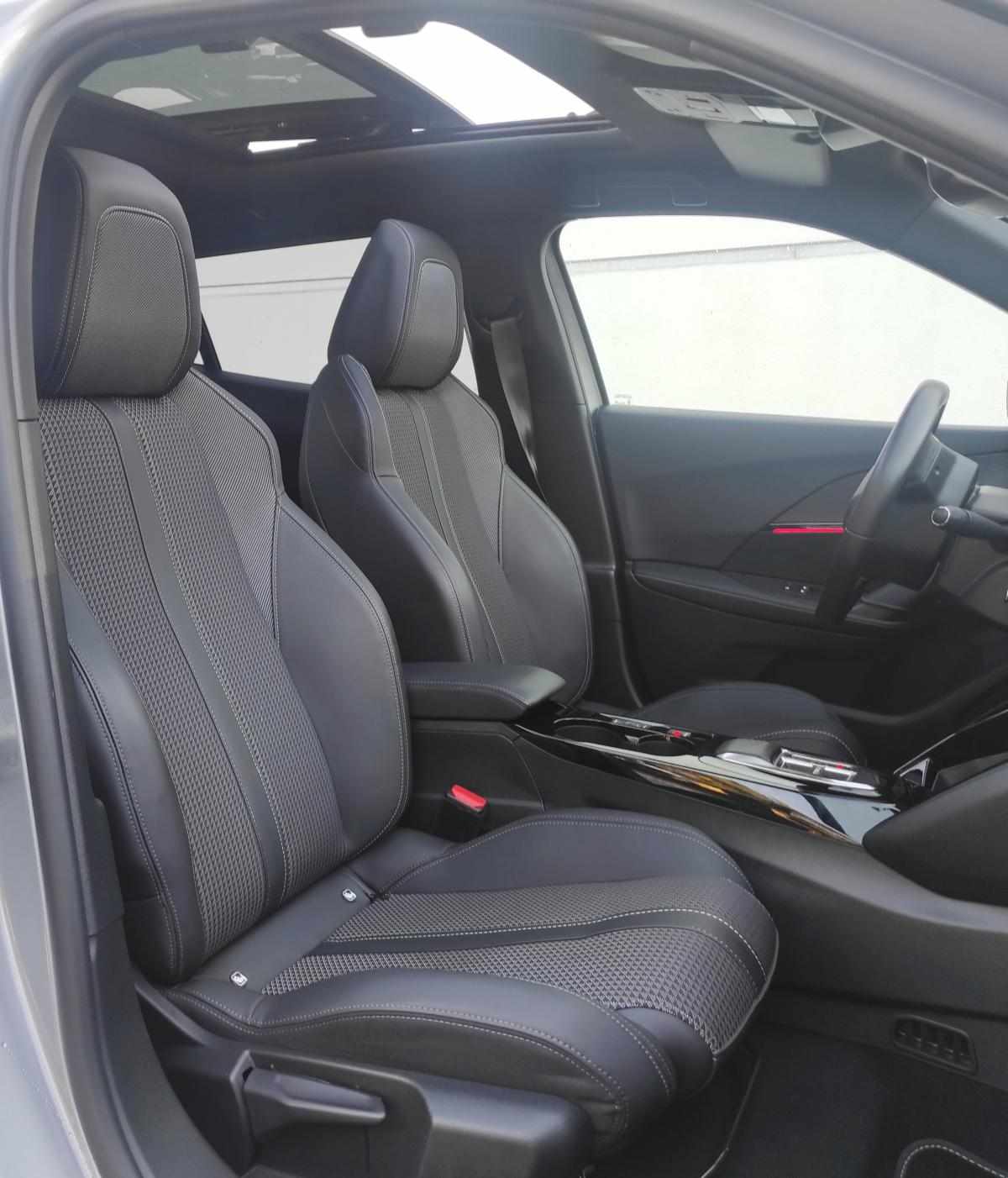 peugeot-e-2008-gt-ev-50kwh-2022-eletrico