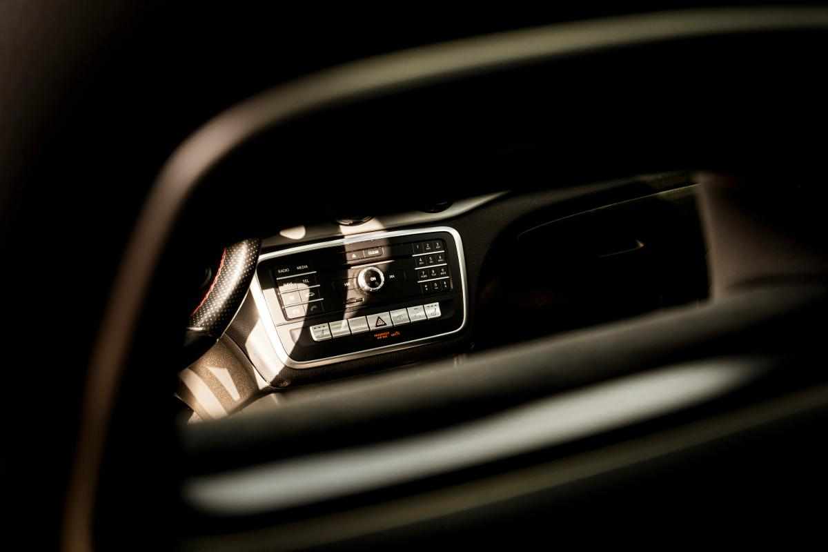 mercedes-benz-gla-200-d-2019-diesel-2143cc
