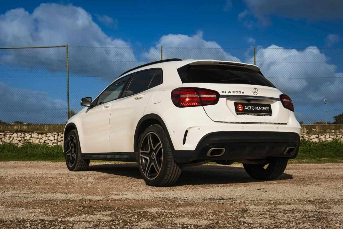 mercedes-benz-gla-200-d-2019-diesel-2143cc