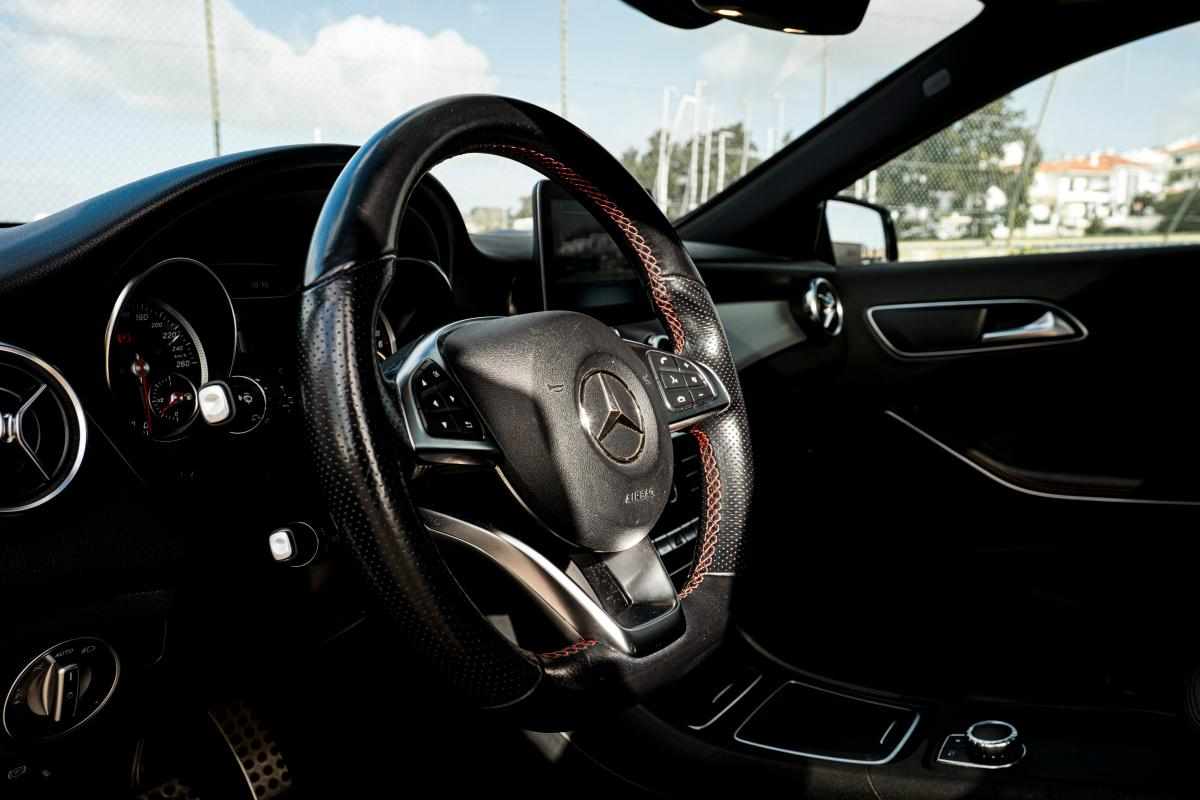 mercedes-benz-gla-200-d-2019-diesel-2143cc