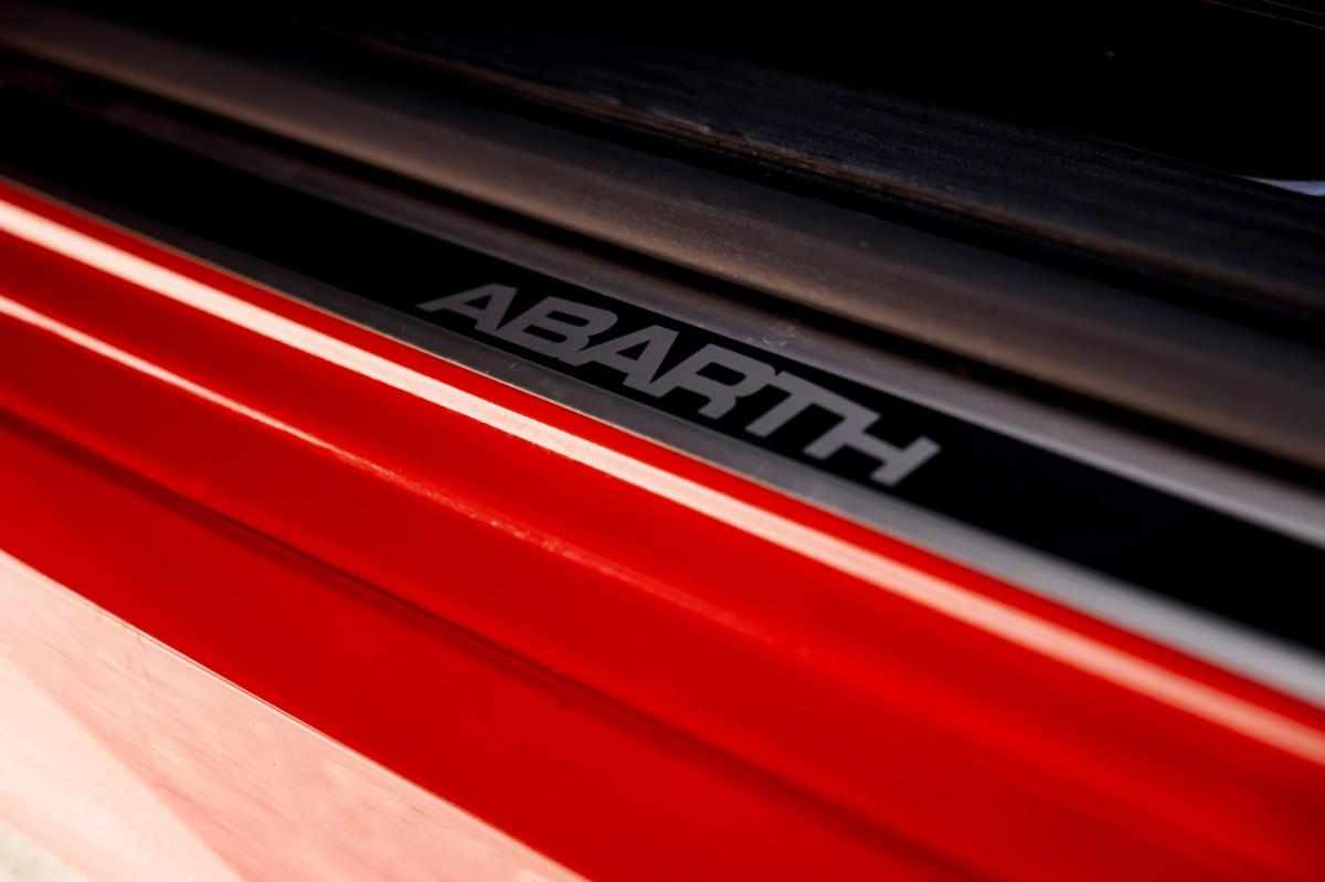 abarth-500-595-turismo-1-4-t-jet-2021-gasolina-1368cc
