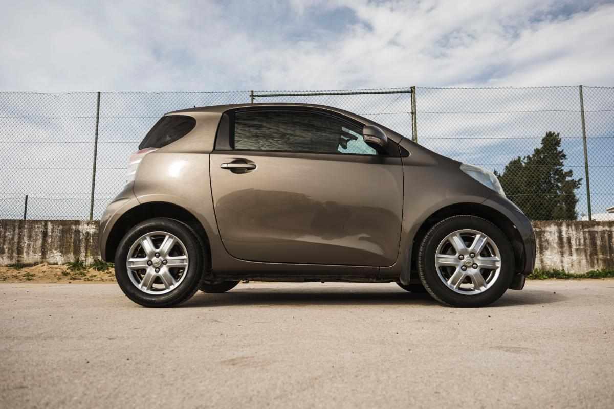 toyota-iq-1-0-vvt-i-2010-gasolina-998cc