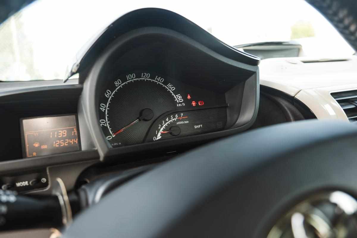 toyota-iq-1-0-vvt-i-2010-gasolina-998cc