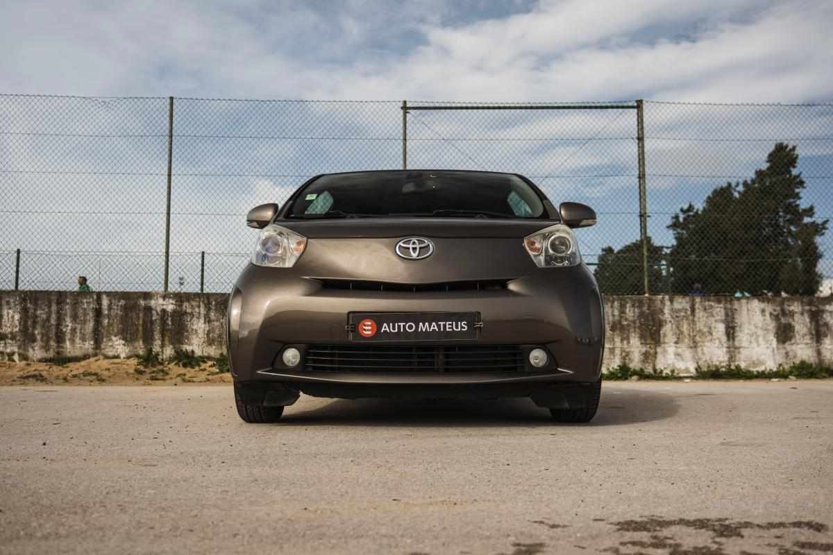 toyota-iq-1-0-vvt-i-2010-gasolina-998cc