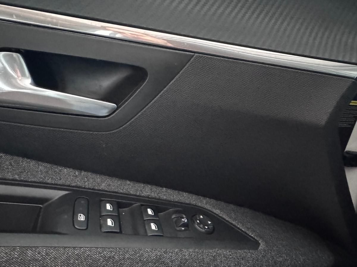 peugeot-5008-2020-gasolina-1199cc