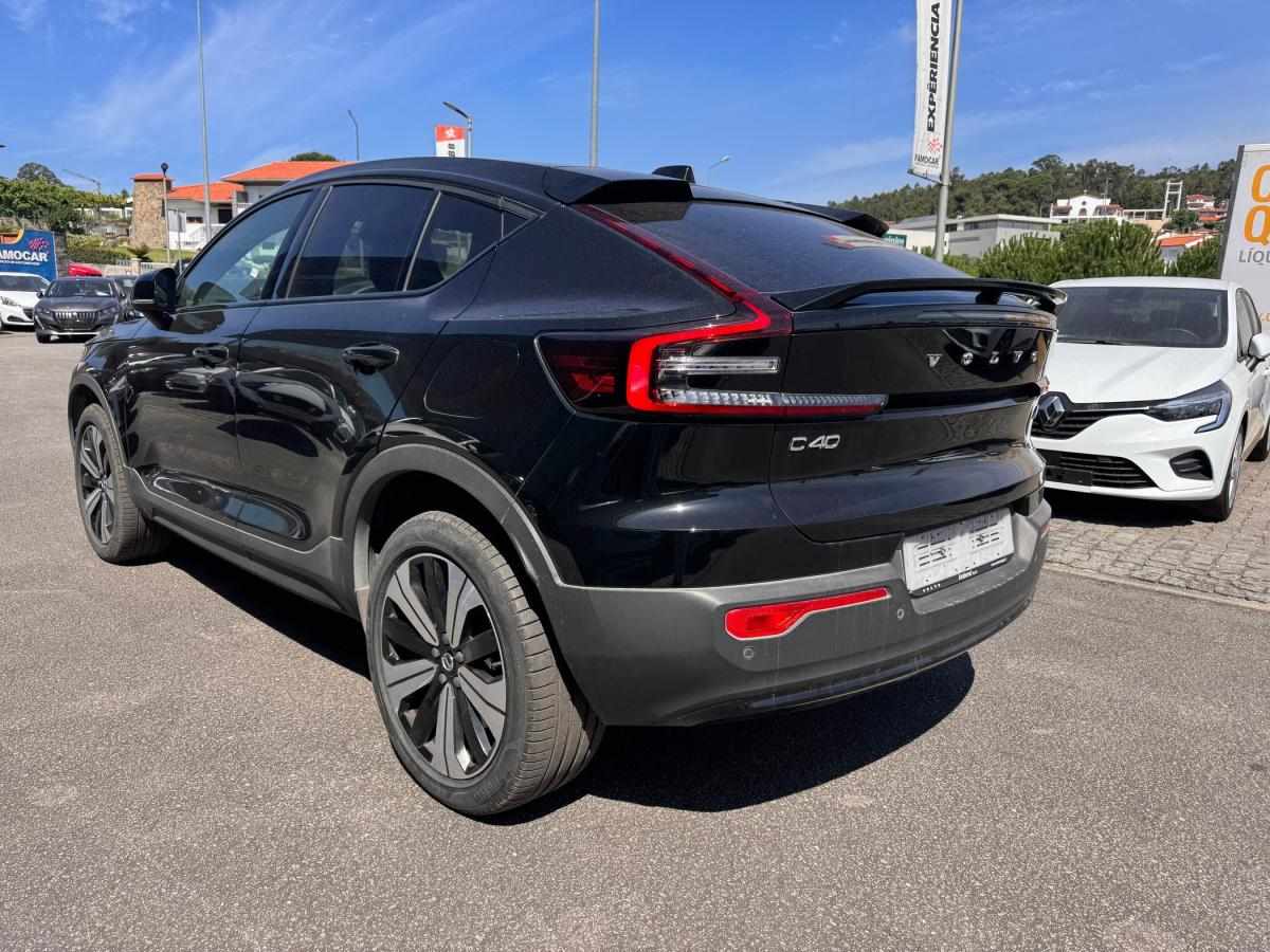 volvo-c40-2023-eletrico-500cc