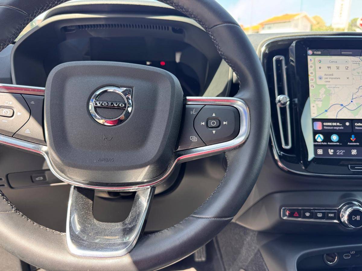 volvo-c40-2023-eletrico-500cc