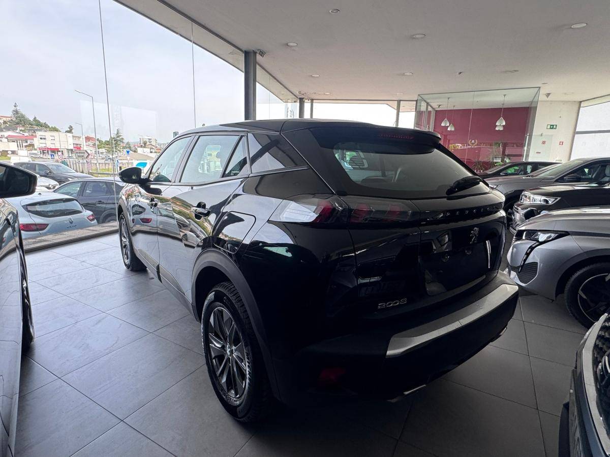 peugeot-2008-2021-gasolina-1199cc