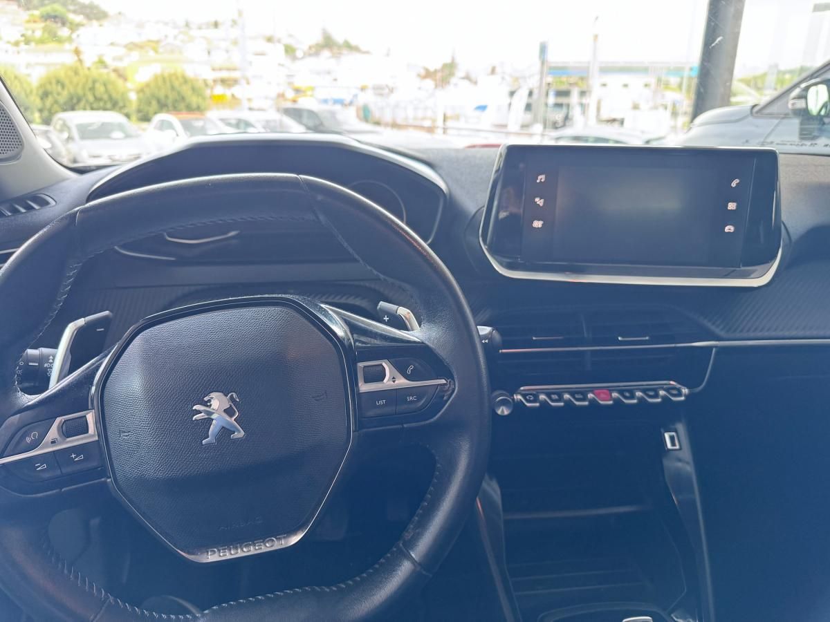 peugeot-2008-2021-gasolina-1199cc
