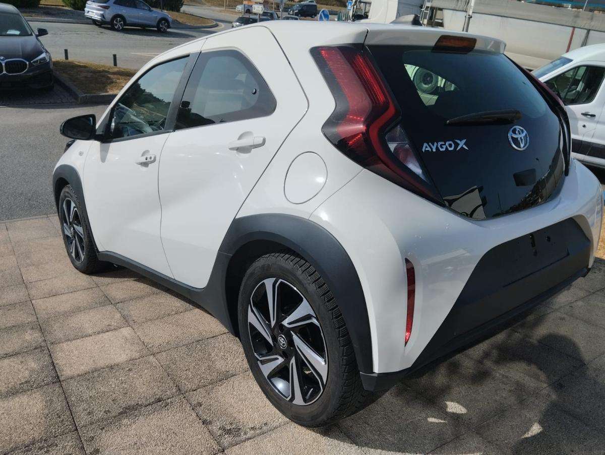toyota-aygo-x-2022-gasolina-998cc