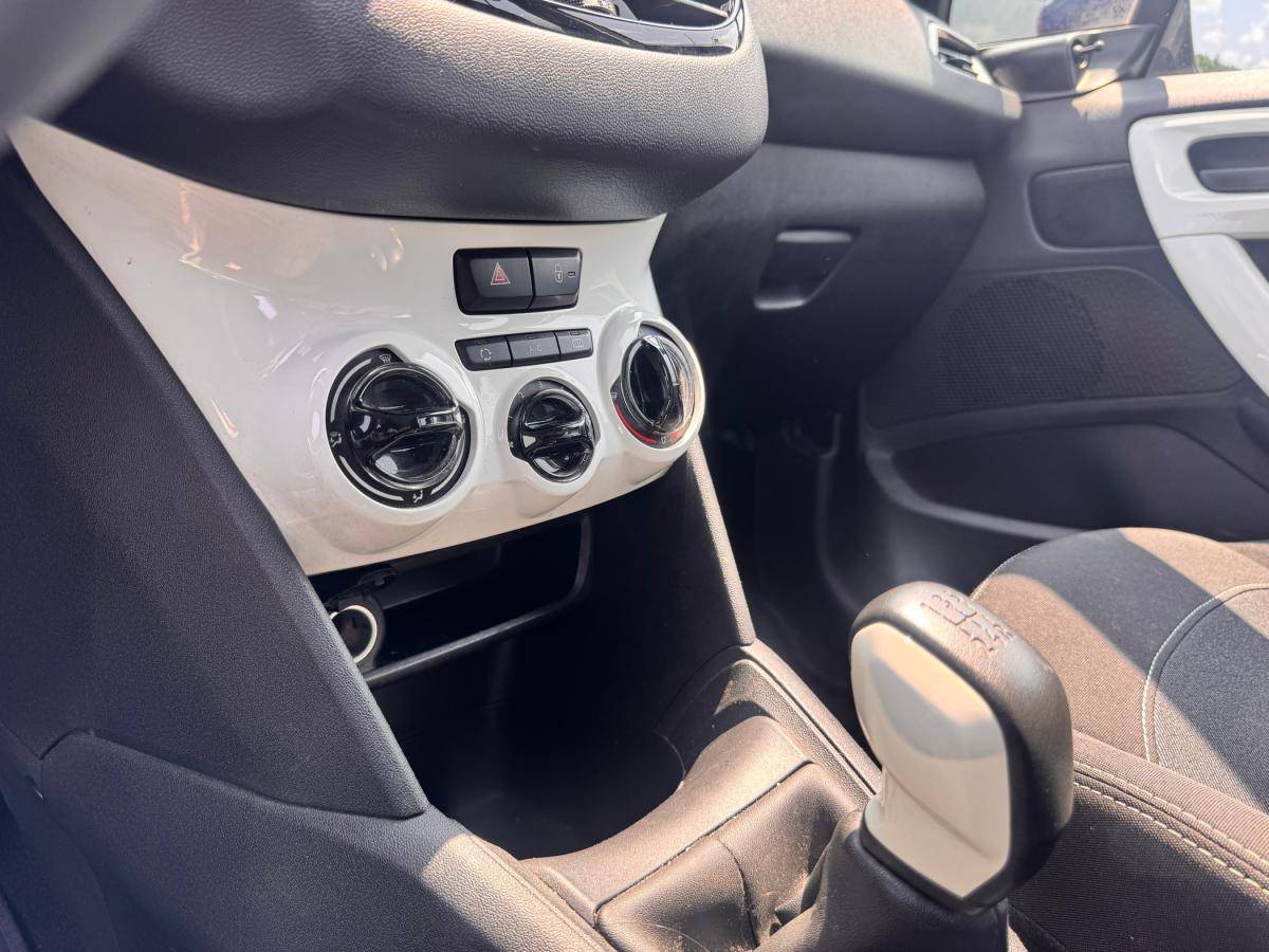 peugeot-208-2015-gasolina-999cc