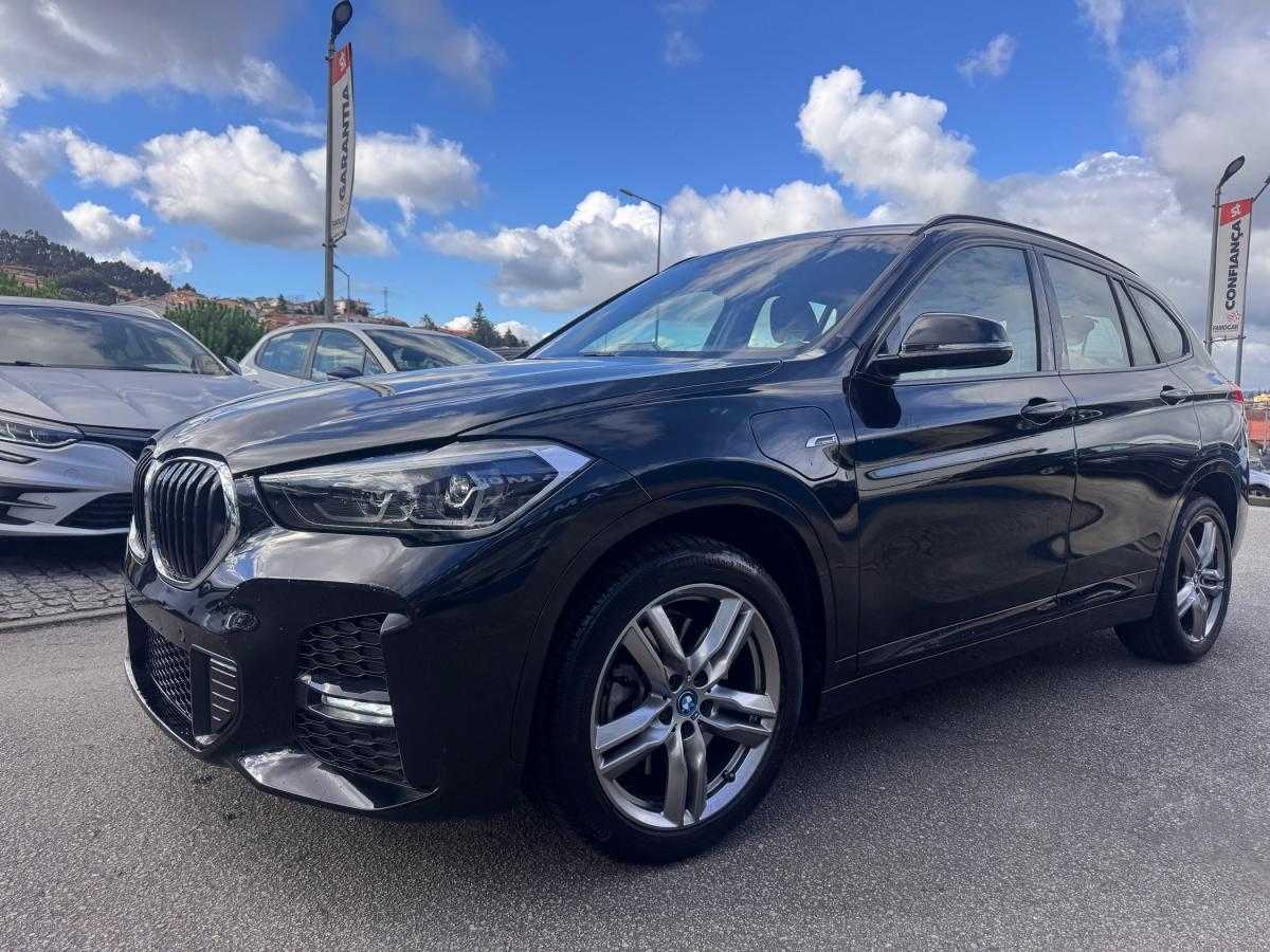 bmw-x1-2022-hibrido-a-gasolina-1499cc