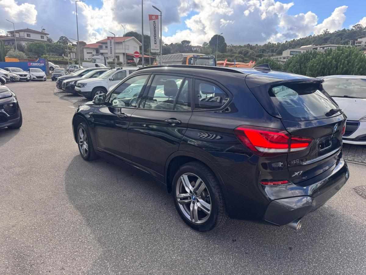 bmw-x1-2022-hibrido-a-gasolina-1499cc