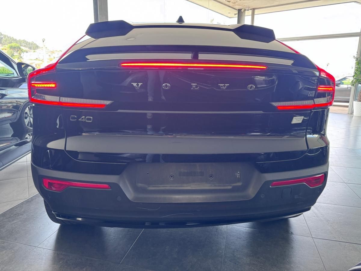 volvo-c40-2022-eletrico-500cc