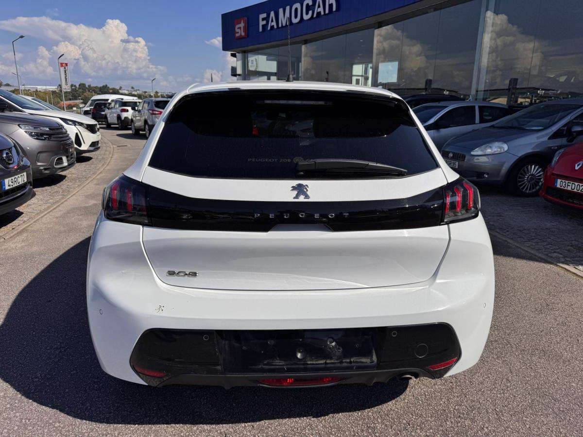 peugeot-208-2020-gasolina-1199cc