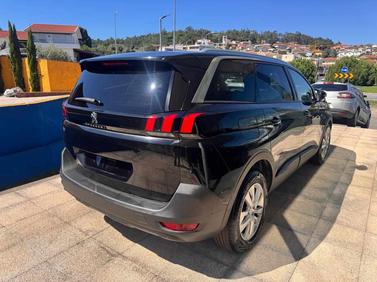 peugeot-5008-2020-gasolina-1199cc