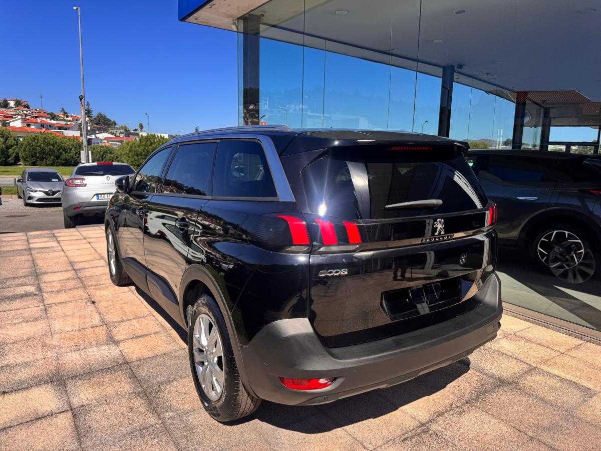 peugeot-5008-2020-gasolina-1199cc