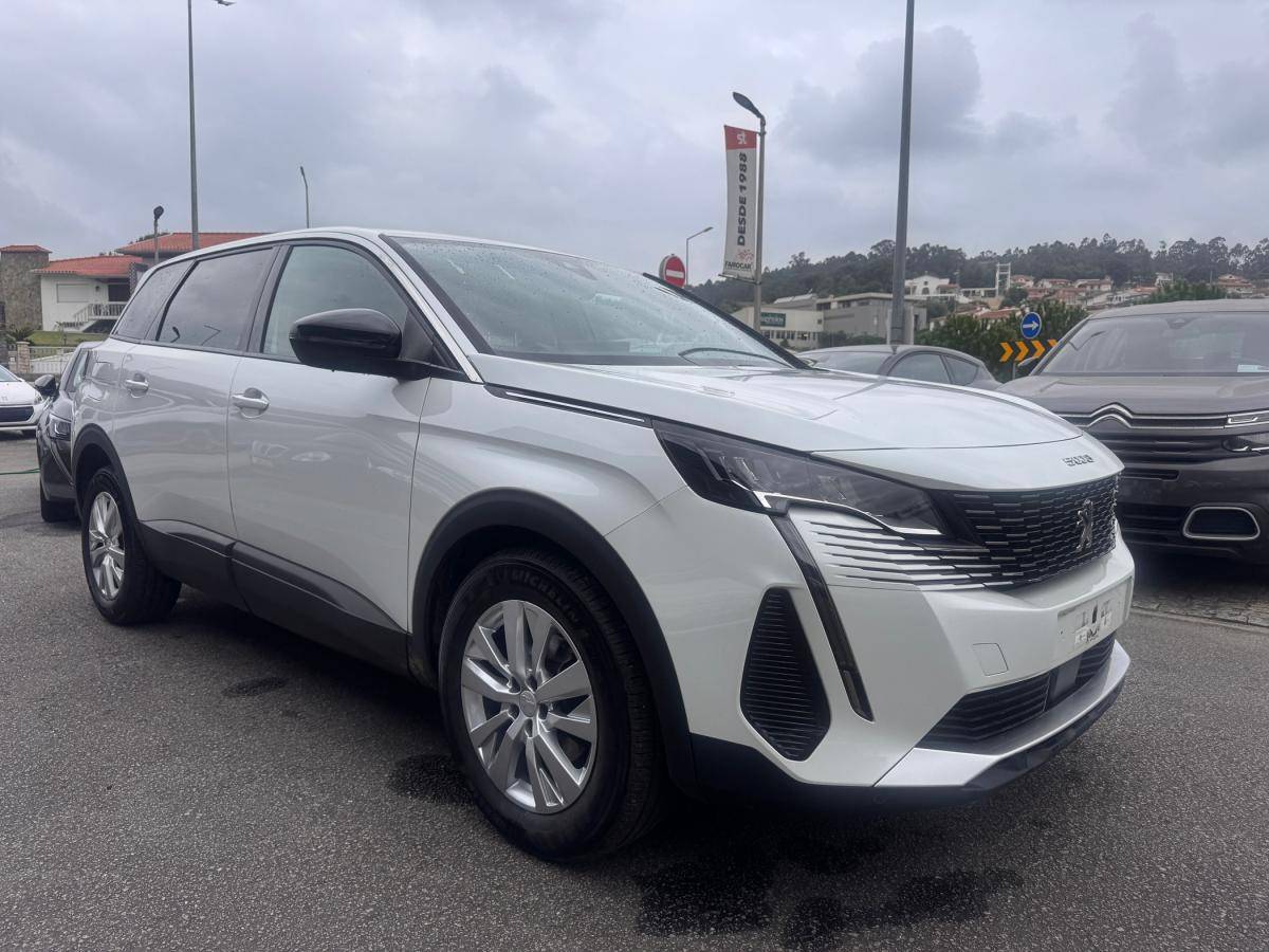 peugeot-5008-2022-gasolina-1199cc